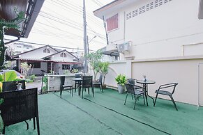 Royal Prince Residence