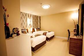 The Aim Sathorn Hotel