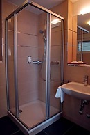 Milbor Hotel