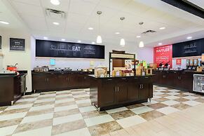 Hampton Inn & Suites Wheeling-The Highlands