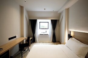 Rest Bugis Hotel