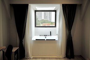 Rest Bugis Hotel