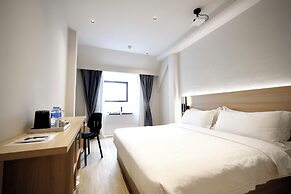 Rest Bugis Hotel
