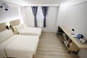 Rest Bugis Hotel