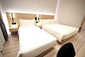Rest Bugis Hotel