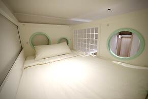 Rest Bugis Hotel