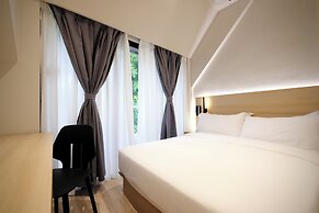 Rest Bugis Hotel