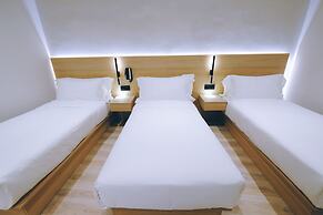 Rest Bugis Hotel