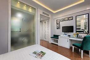 Minerva Church Hotel