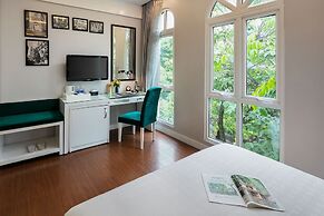 Minerva Church Hotel