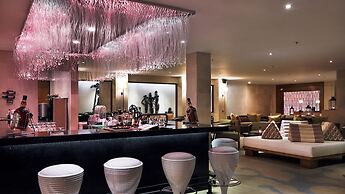 Samabe Bali Suites & Villas