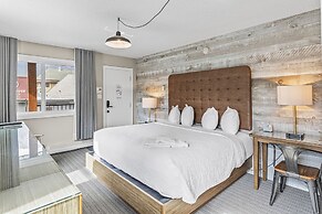 Lamphouse By Basecamp