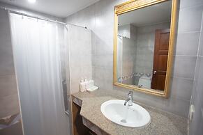 100 Islands Resort & Spa