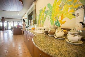 100 Islands Resort & Spa