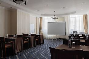 Grand Hotel Tien Shan