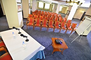 Grand Hotel Tien Shan