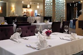 Grand Hotel Tien Shan