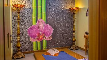 Grand Hotel Tien Shan