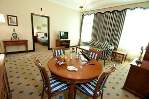 Grand Hotel Tien Shan