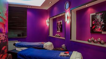 Grand Hotel Tien Shan