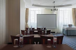 Grand Hotel Tien Shan