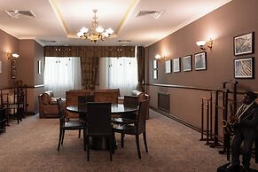 Grand Hotel Tien Shan