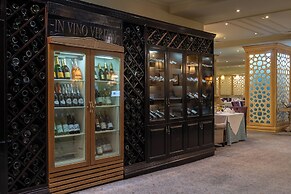 Grand Hotel Tien Shan