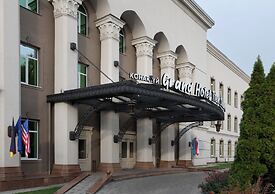 Grand Hotel Tien Shan