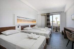 Hillside Studios & Apartments