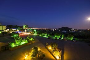 Hillside Studios & Apartments