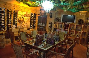 Deep Forest Garden Hotel