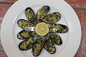 Deep Forest Garden Hotel