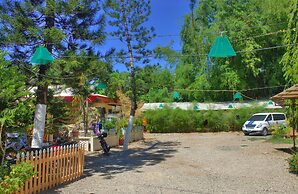 Deep Forest Garden Hotel