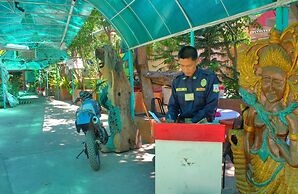 Deep Forest Garden Hotel