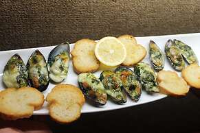 Deep Forest Garden Hotel