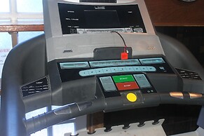 Deep Forest Garden Hotel