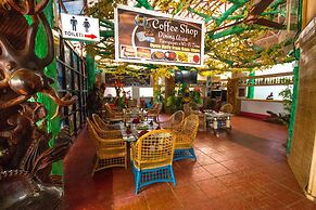 Deep Forest Garden Hotel