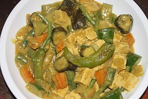 Deep Forest Garden Hotel