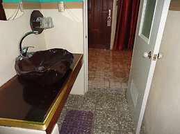 Deep Forest Garden Hotel