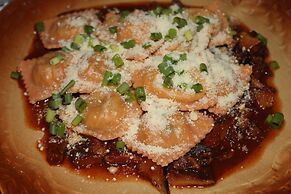 Deep Forest Garden Hotel