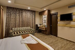 The Royal Melange Beacon