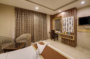 The Royal Melange Beacon