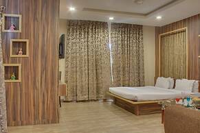 The Royal Melange Beacon