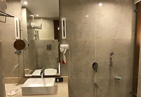 The Royal Melange Beacon