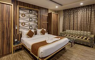 The Royal Melange Beacon