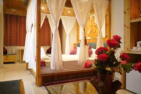 Hotel Gandhi's Paradise