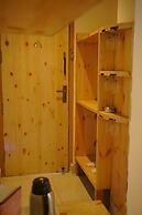 Hotel Gandhi's Paradise