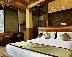 Hotel Gandhi's Paradise