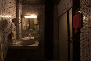 Hotel Gandhi's Paradise