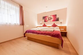 Lapis Monti - Apartments & Suites
